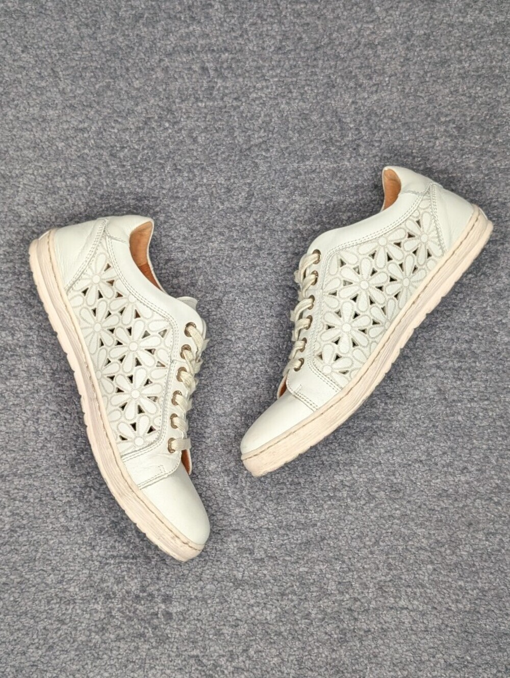 Pikolinos Lagos Laser Cut Floral Perforated Leather Sneaker Women's 37 - Picture 9 of 12